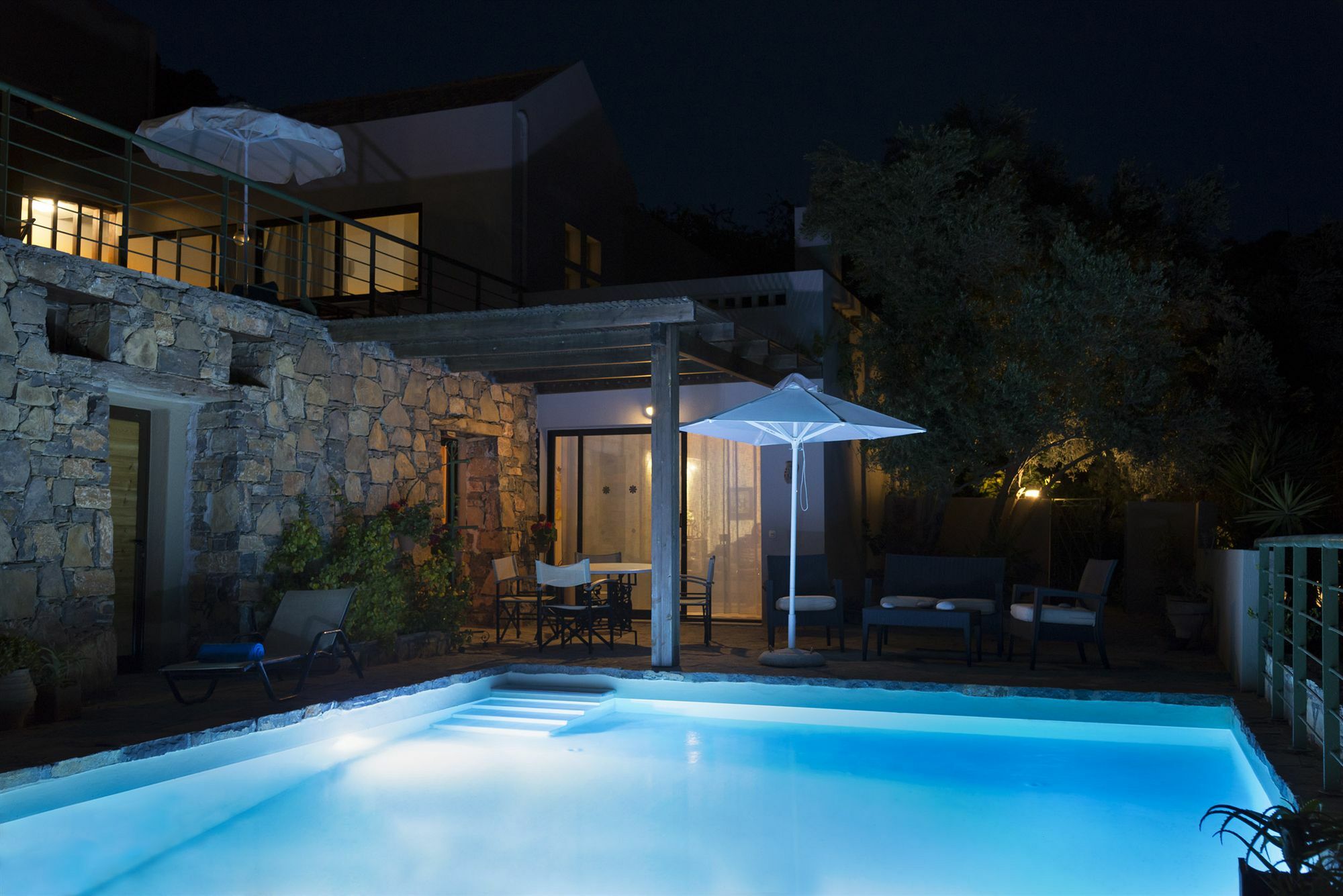 Istron Villas Luaran gambar