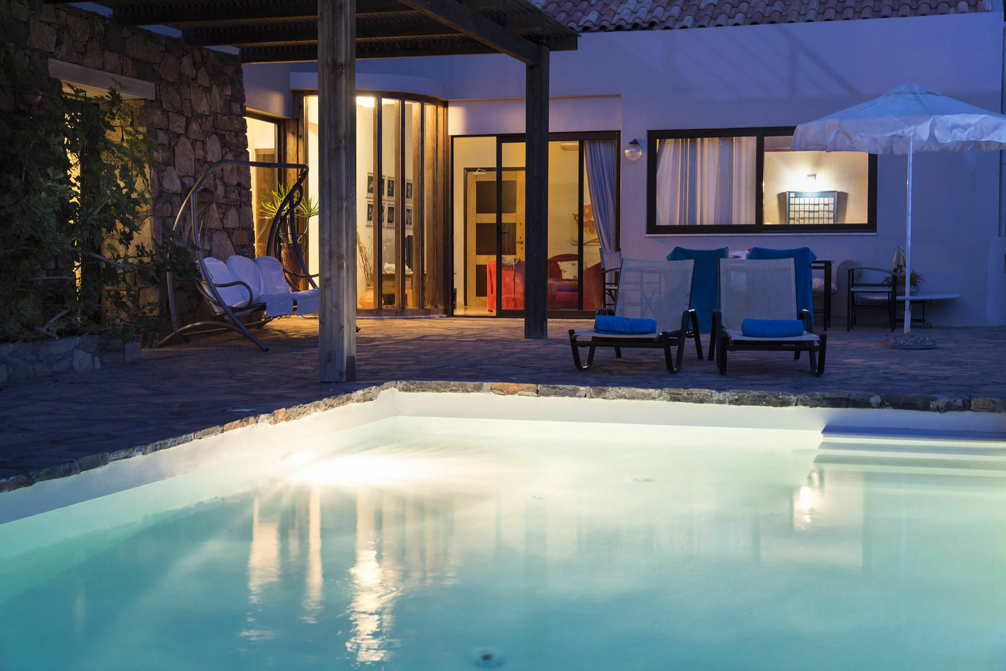 Istron Villas Luaran gambar