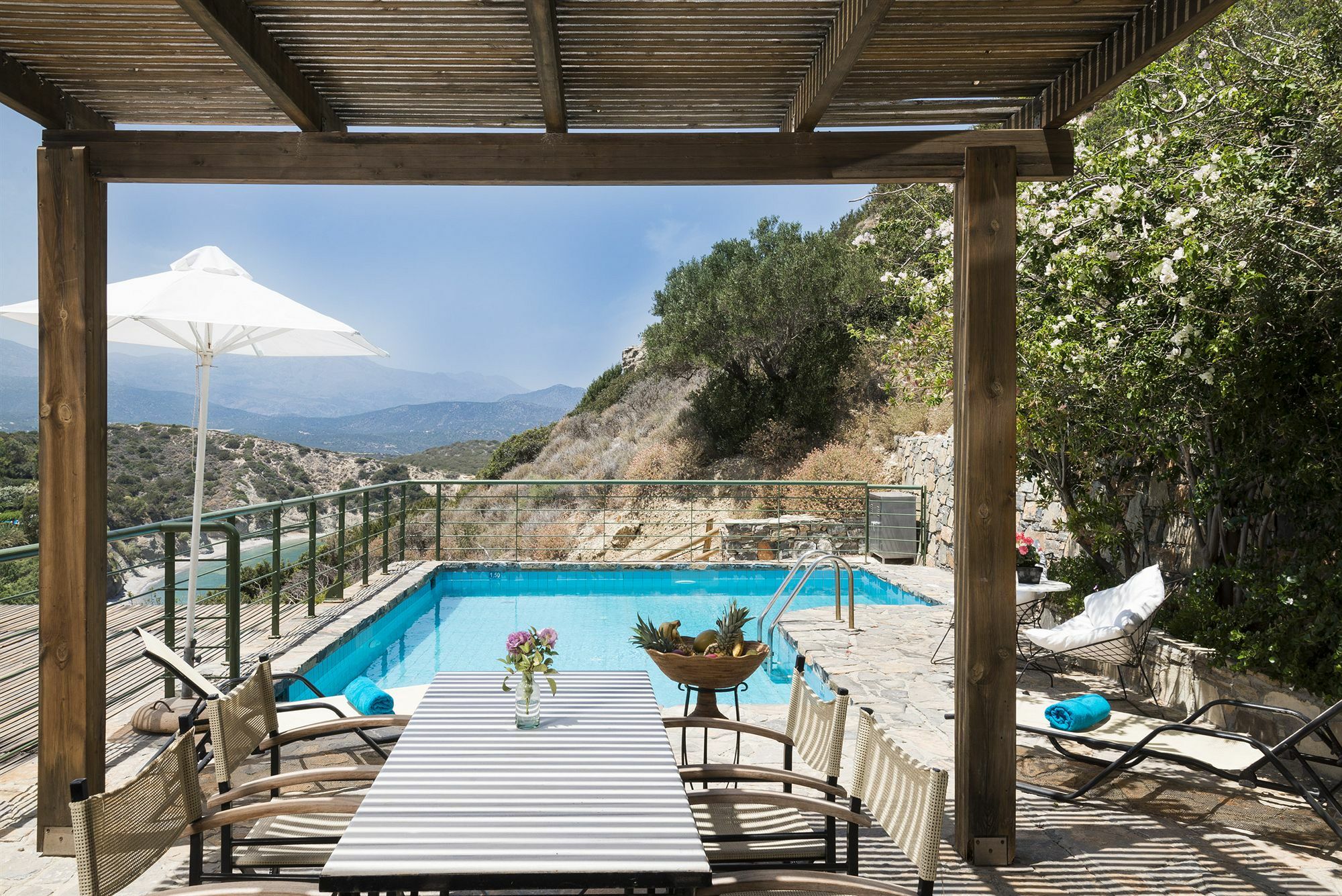 Istron Villas Luaran gambar